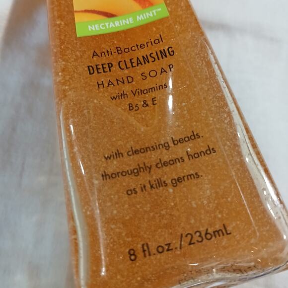 Bath & Body Works Nectarine Mint Anti-Bacterial Deep Cleansing Hand Soap NEW 8OZ - Picture 7 of 10